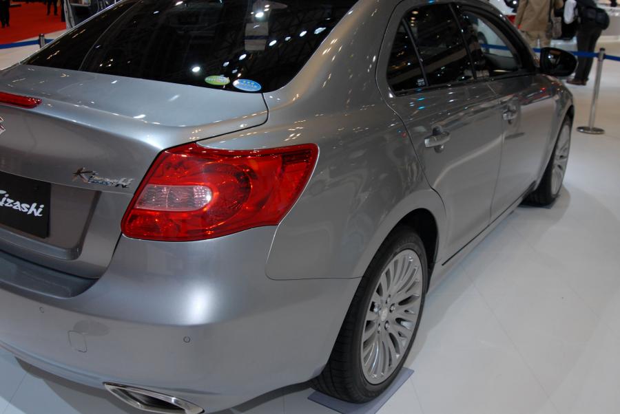  Suzuki Kizashi 2010 года  (фото 120 из 136)